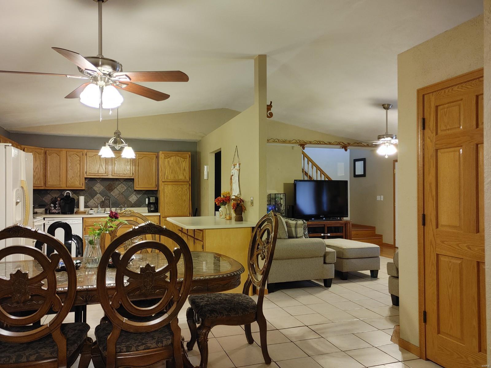 927 Long Branch Road Troy, IL 62294 - Photo 22 of 46 Gallery Image 22