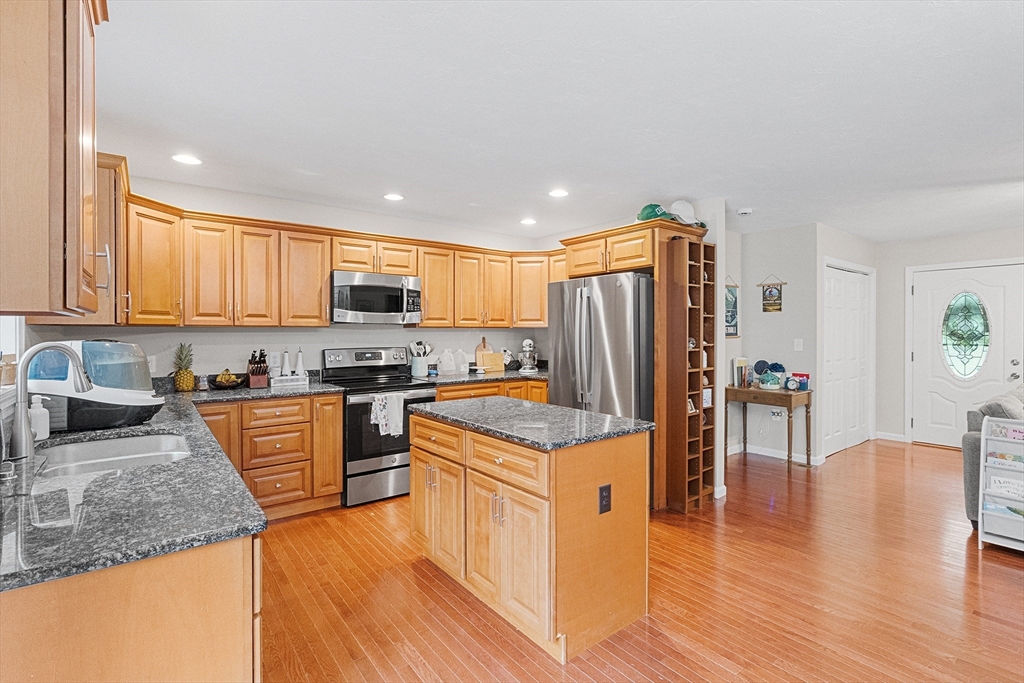 10 Lyford Road Spencer, MA 01562 - Photo 8 of 30