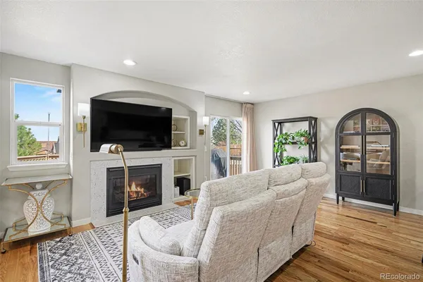 $725,000 | 4691 Whimbrel Drive, Littleton, CO 80126