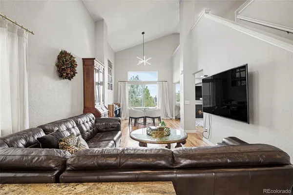 $725,000 | 4691 Whimbrel Drive, Littleton, CO 80126