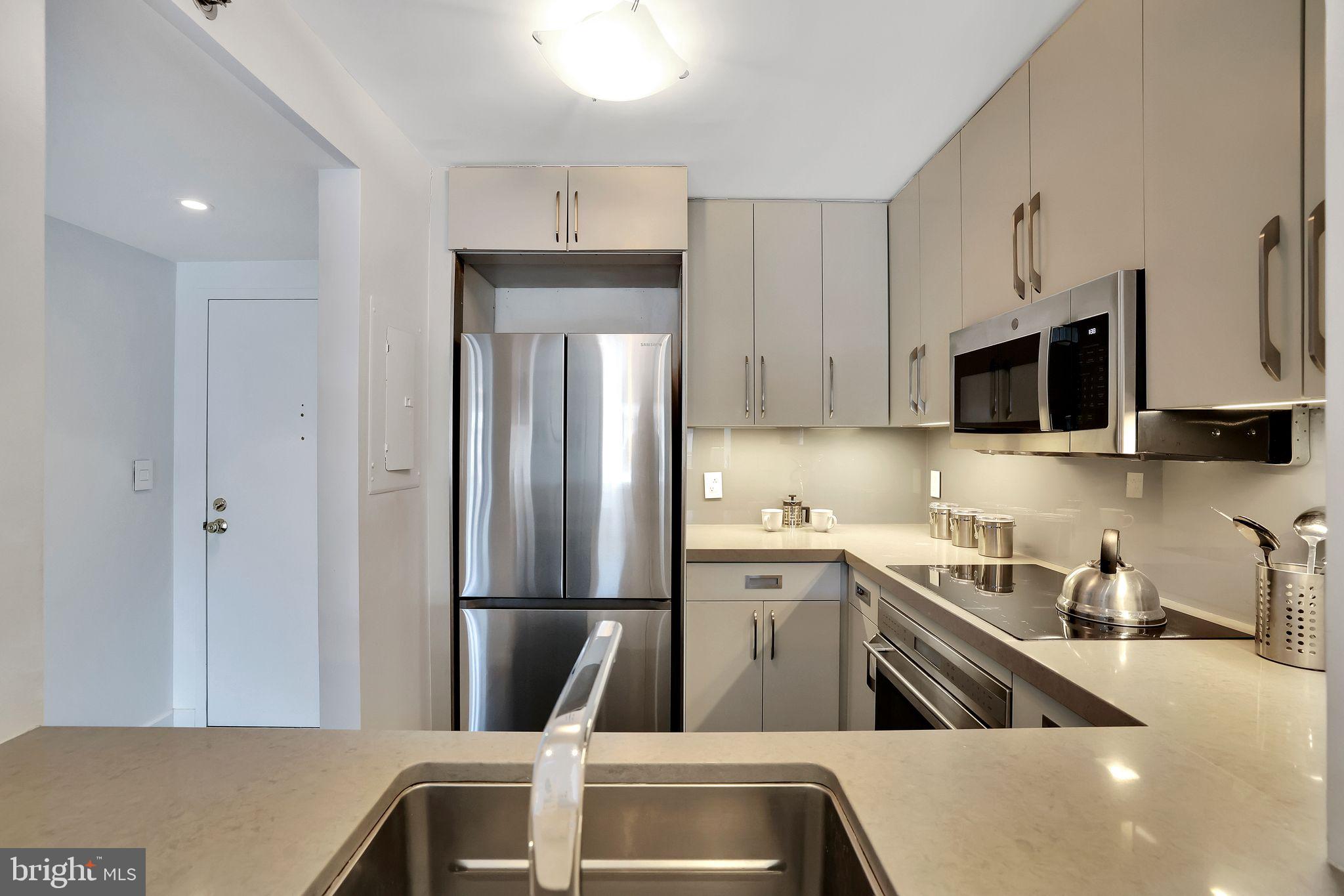 1401 17th Street Northwest, Unit 804 Washington, DC 20036 - Photo 8 of 41