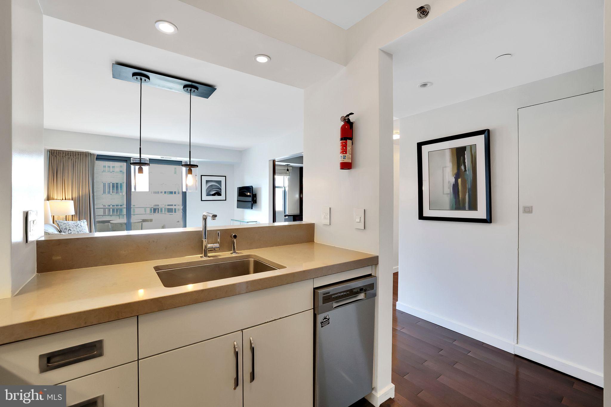 1401 17th Street Northwest, Unit 804 Washington, DC 20036 - Photo 8 of 41