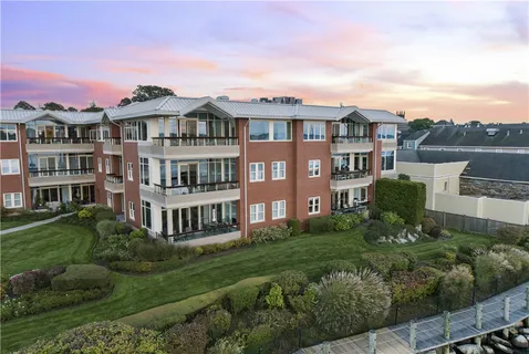 $1,790,000 | 341 Thames Street, Unit S104, Bristol, RI 02809