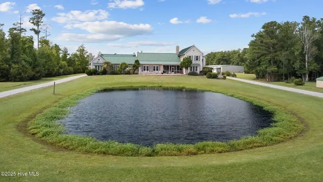 $2,695,000 | 811 Highway 70, Davis, NC 28524