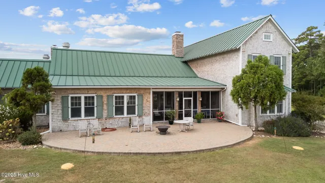 $2,695,000 | 811 Highway 70, Davis, NC 28524