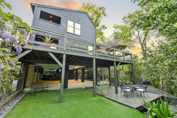 $749,000 | 929 Wynnwood Lane, Houston, TX 77008