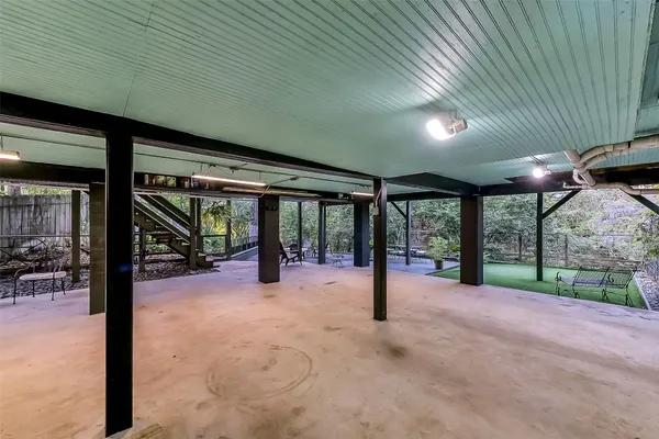 $749,000 | 929 Wynnwood Lane, Houston, TX 77008