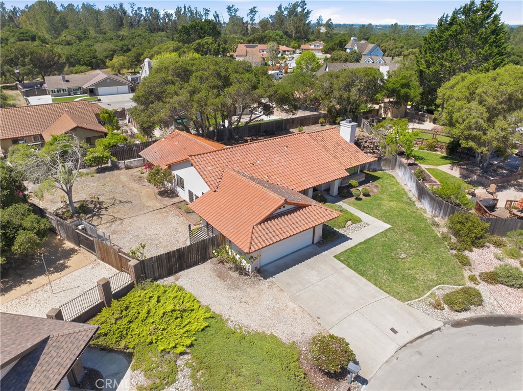 3361 Marshall Lane Lompoc, CA 93436 - Photo 33 of 35 Exclusive, coveted location in Mesa Oaks