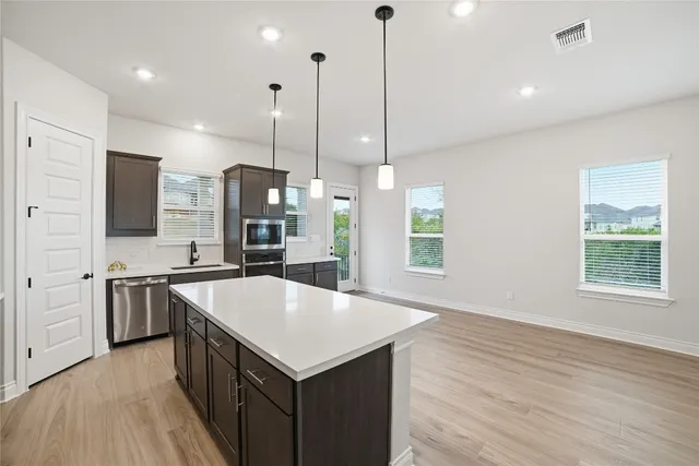 $3,050 | 716 Coppell Court, Leander, TX 78641