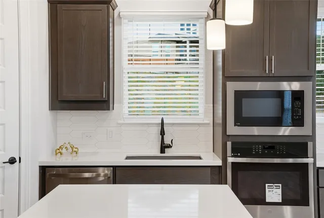 $3,050 | 716 Coppell Court, Leander, TX 78641