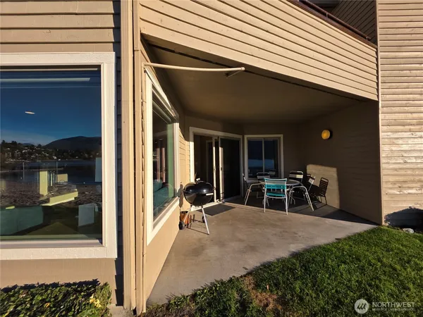 $2,700 | 1 Lakeside 714-i, Manson, WA 98831