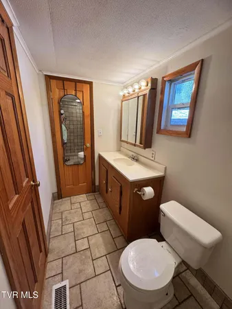 $149,999 | 138 Reynolds Drive, Clintwood, VA 24228