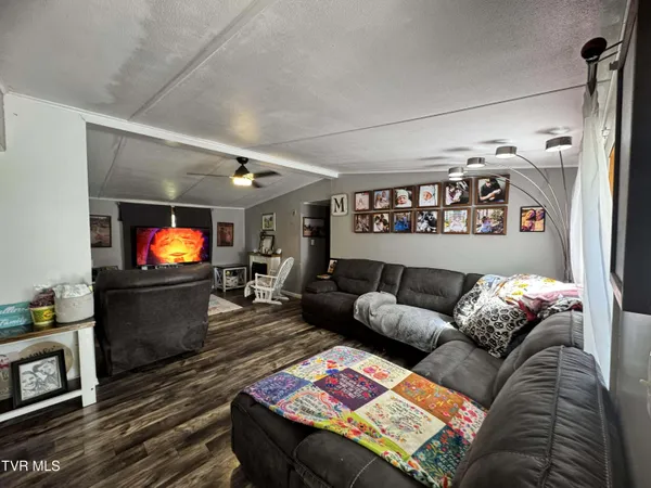 $149,999 | 138 Reynolds Drive, Clintwood, VA 24228