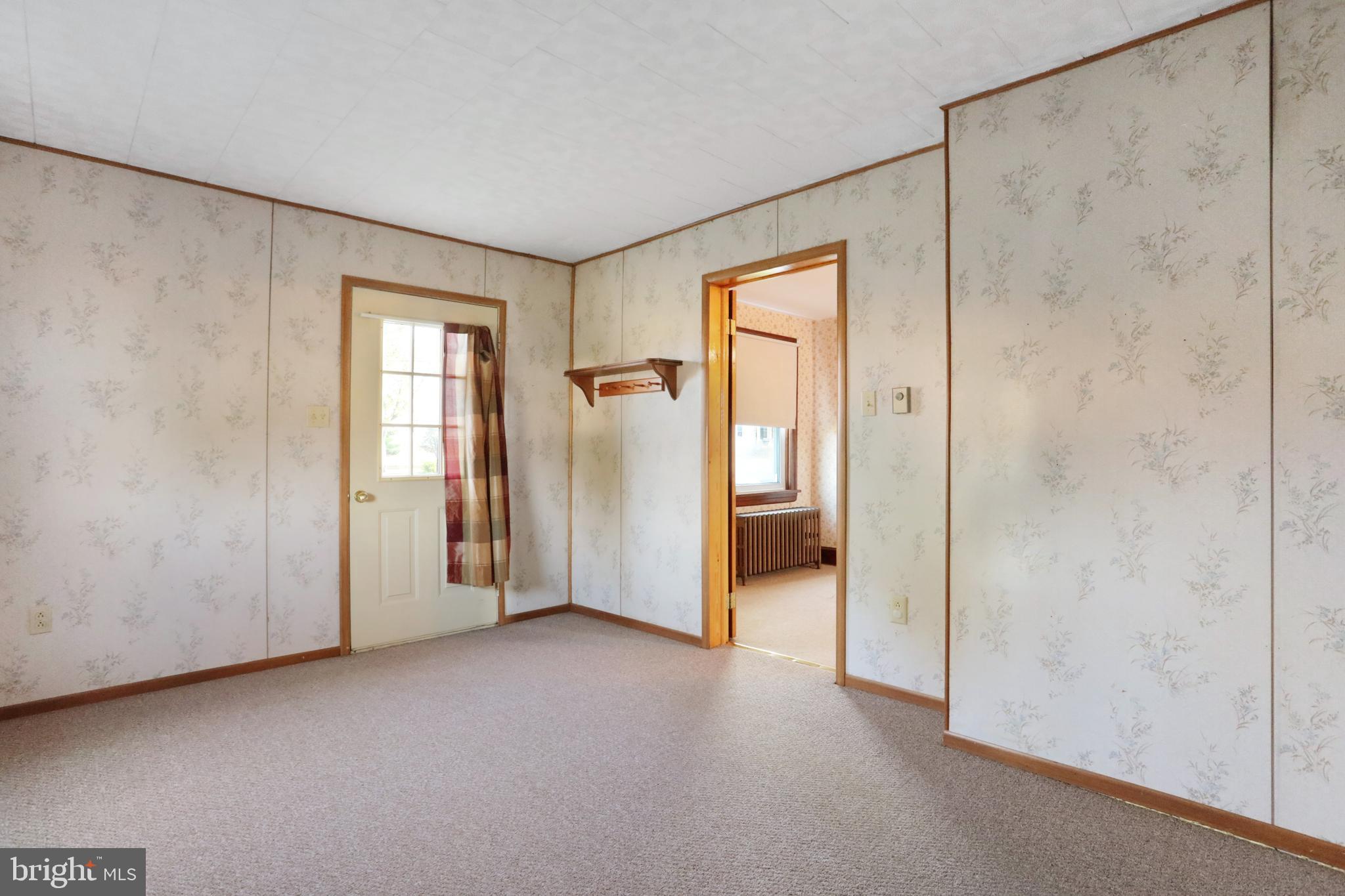 17223 Reiff Church Road Hagerstown, MD 21740 - Photo 12 of 58 Den