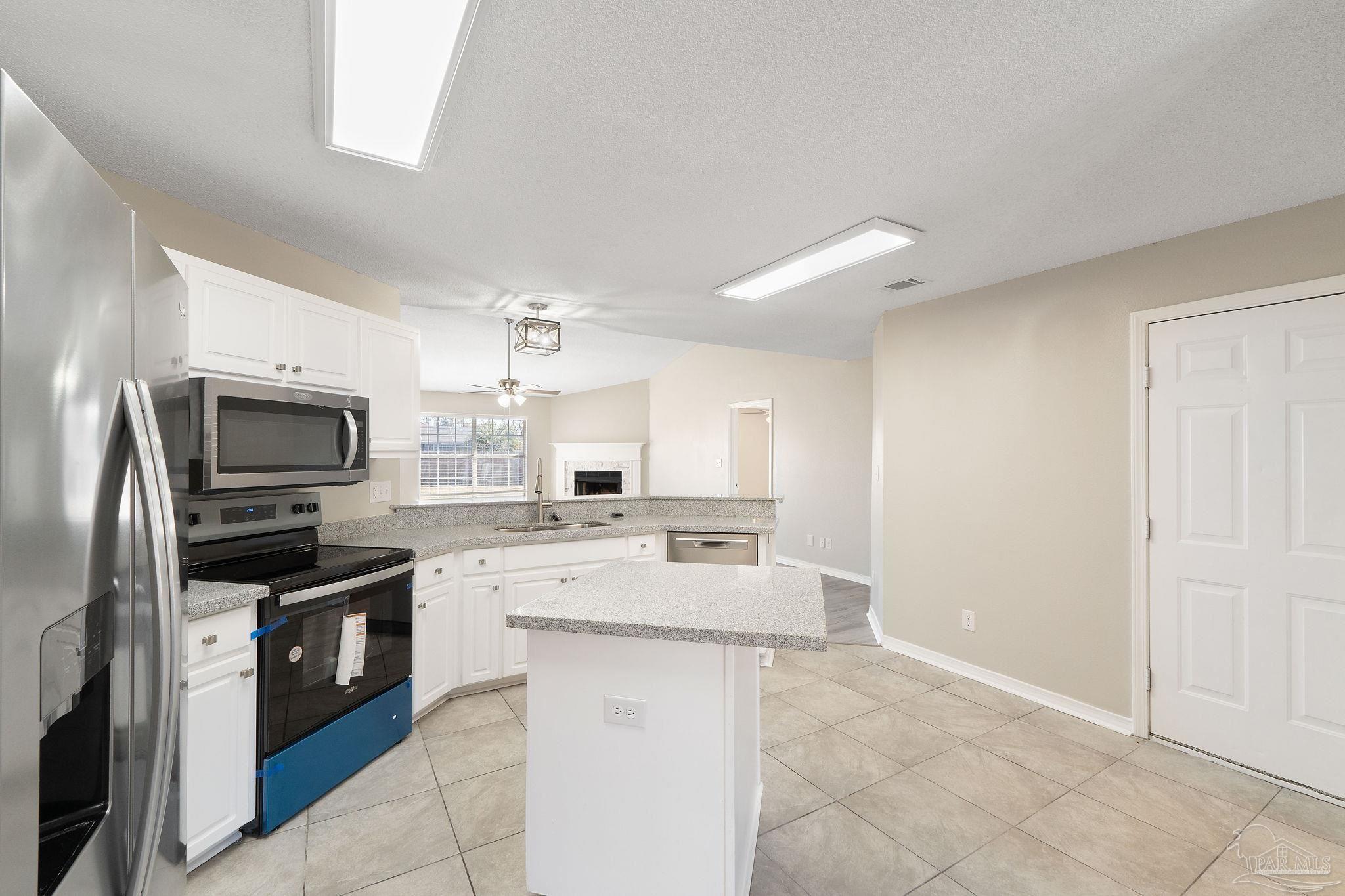 5601 Berrybrook Circle Pace, FL 32571 - Photo 11 of 34