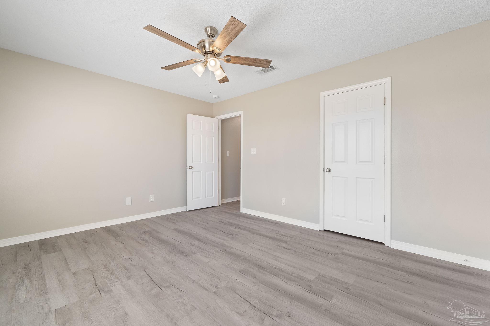 5601 Berrybrook Circle Pace, FL 32571 - Photo 27 of 34