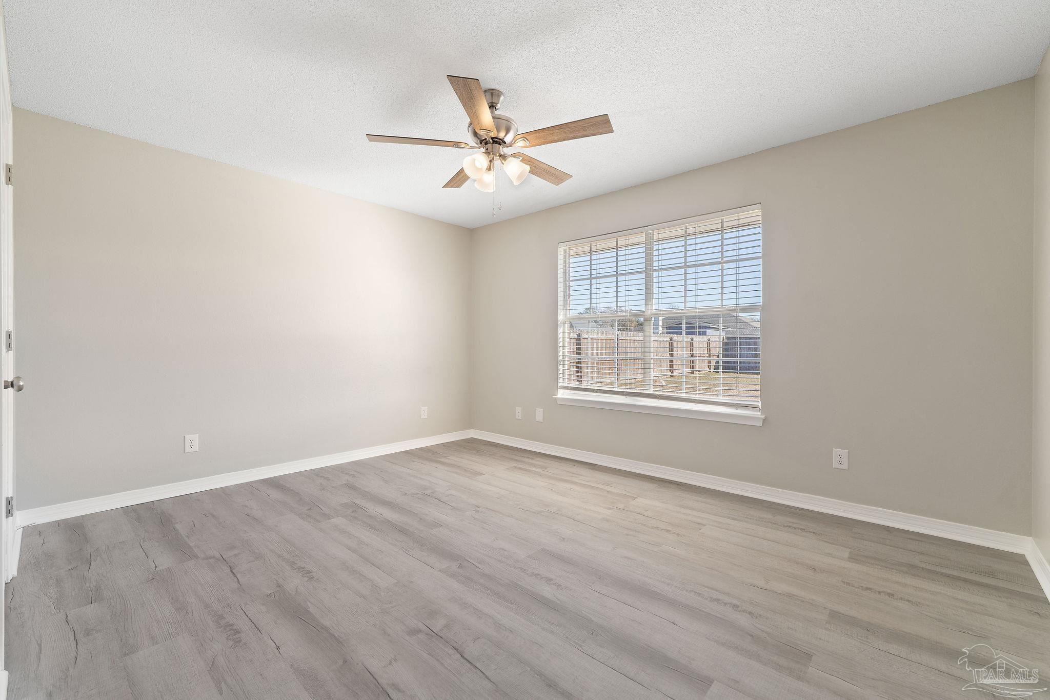 5601 Berrybrook Circle Pace, FL 32571 - Photo 28 of 34