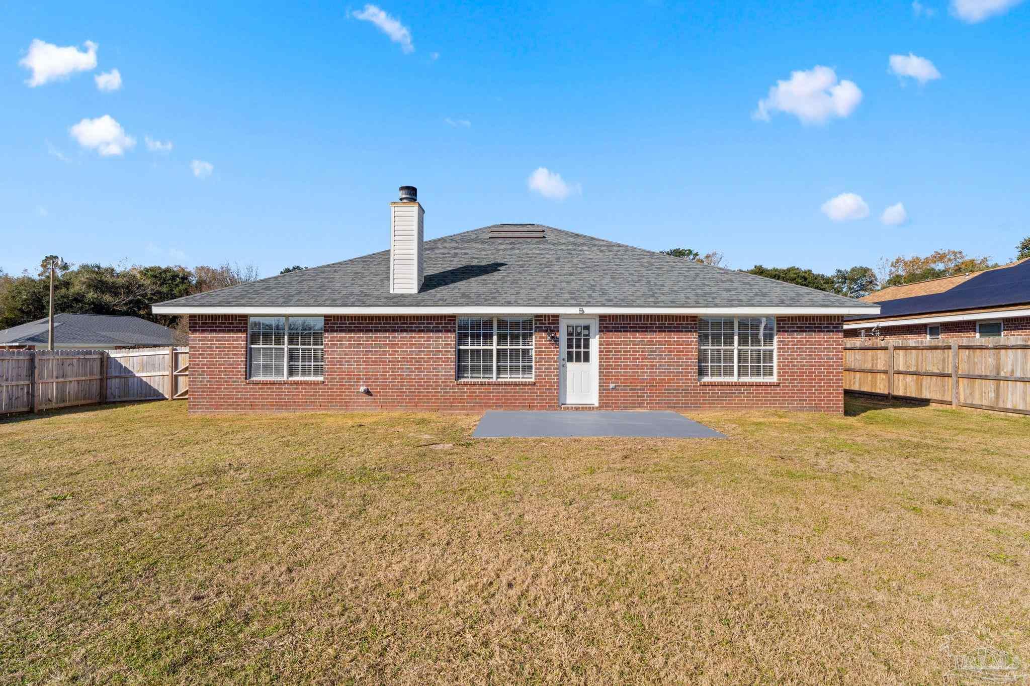 5601 Berrybrook Circle Pace, FL 32571 - Photo 32 of 34