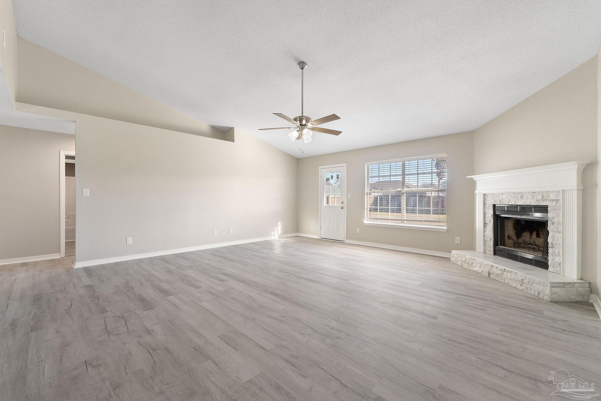 5601 Berrybrook Circle Pace, FL 32571 - Photo 5 of 34