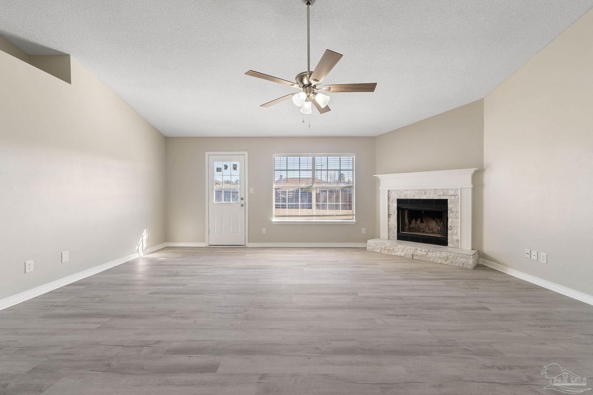 5601 Berrybrook Circle Pace, FL 32571 - Photo 6 of 34