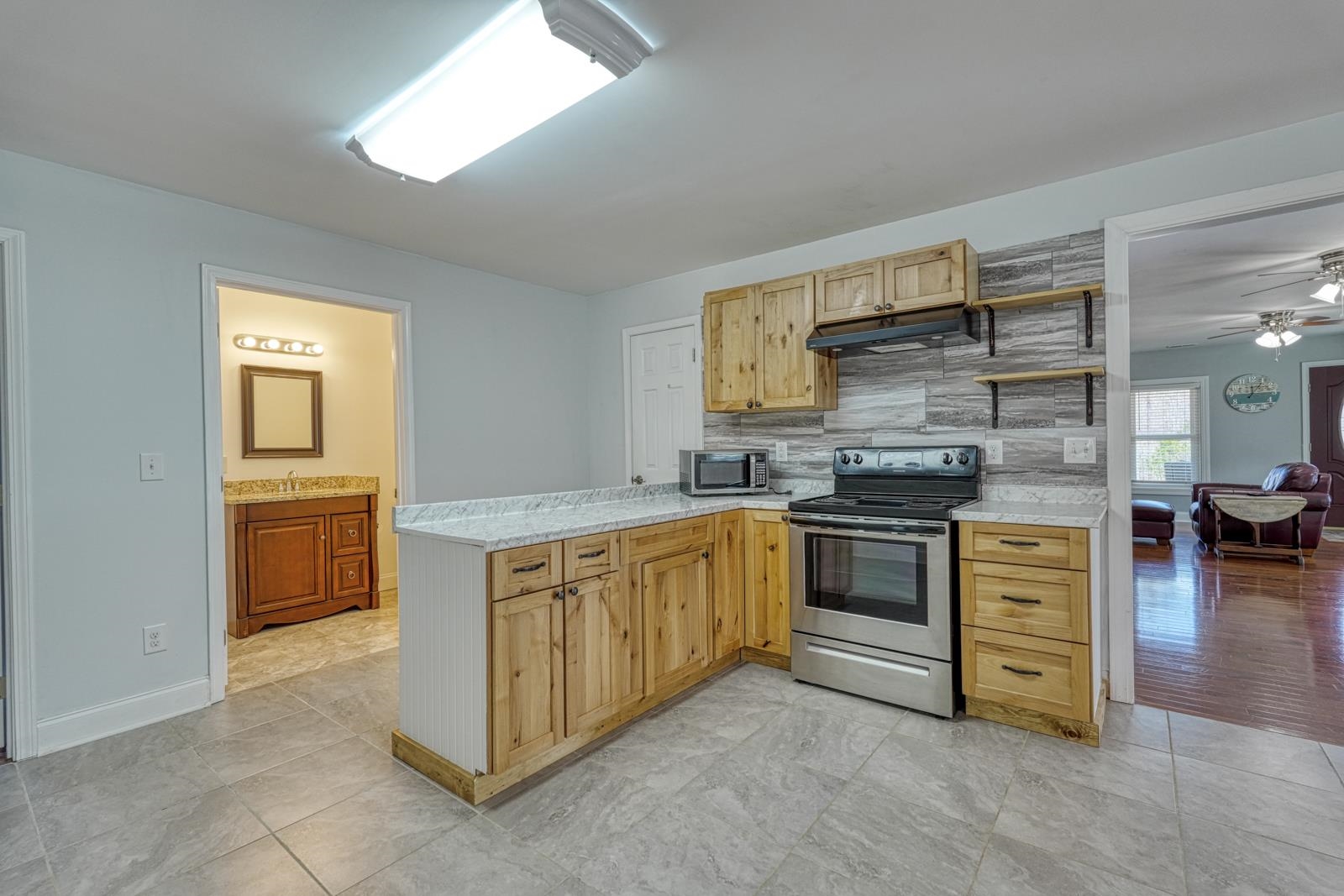 611 Pearson Town Road Moore, SC 29369 - Photo 11 of 46