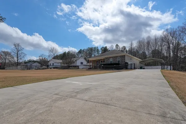 $325,000 | 611 Pearson Town Road, Moore, SC 29369