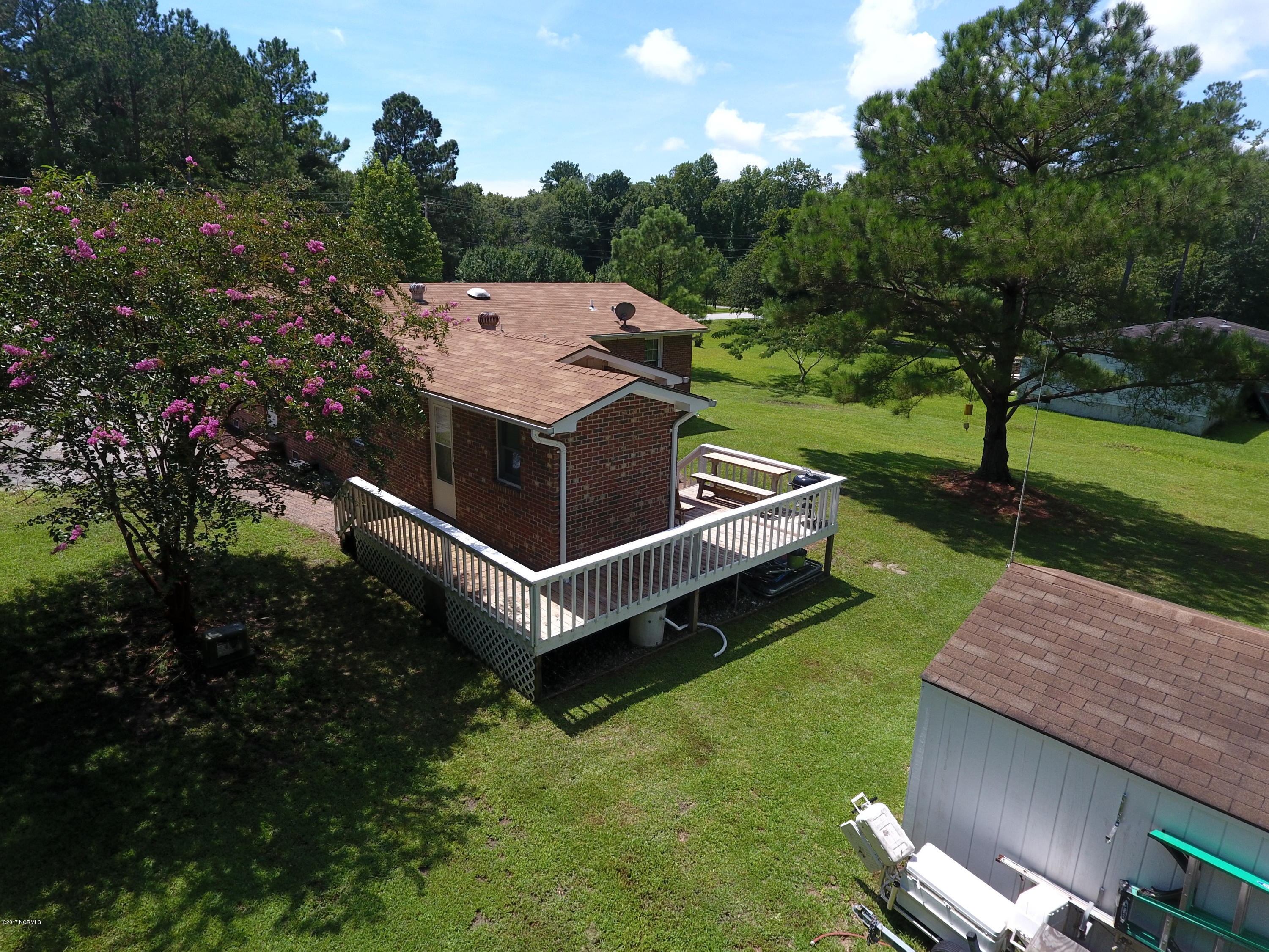 580 Roberts Road Newport, NC 28570 - Photo 7 of 37 DJI_0007