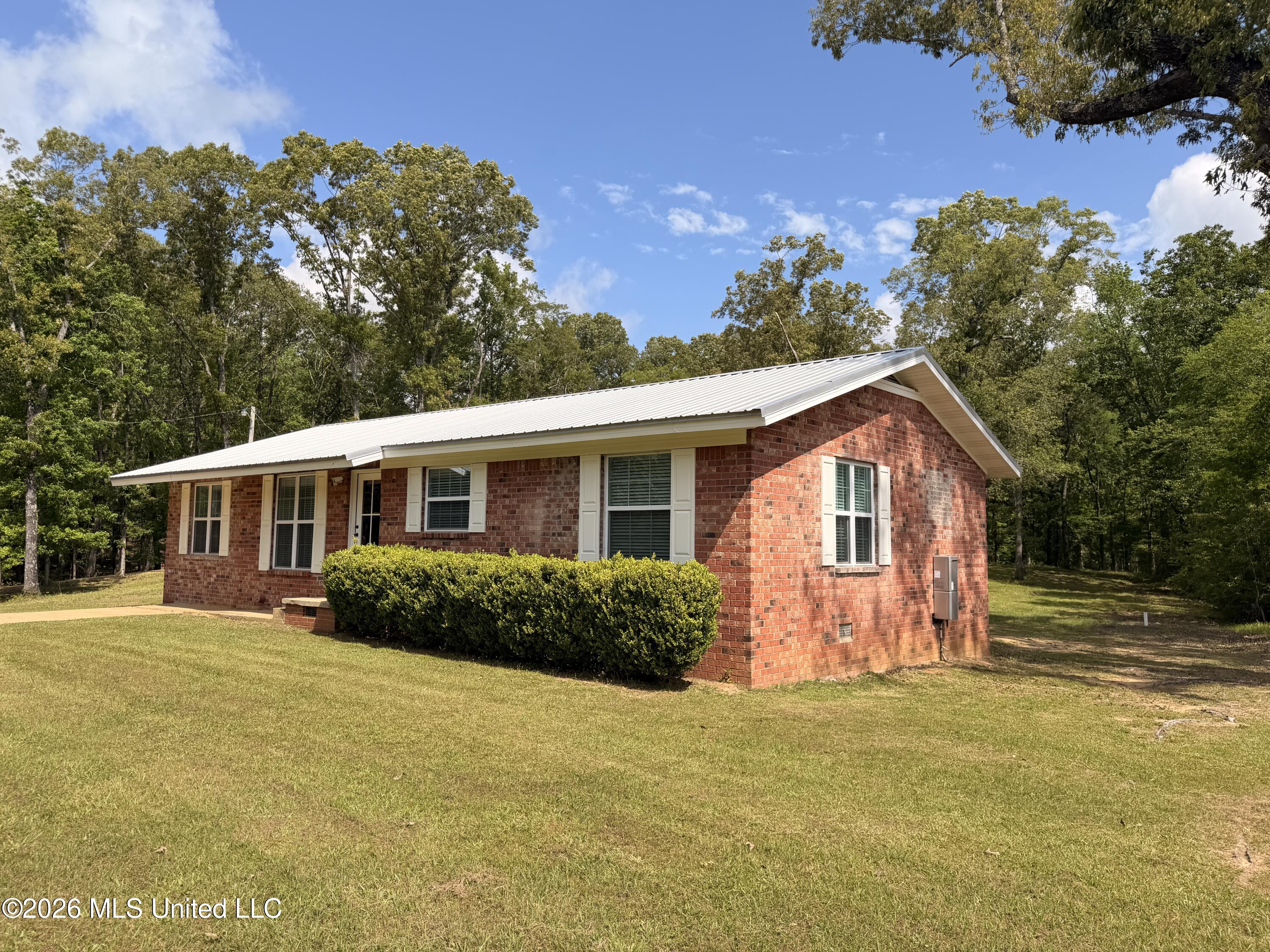 1510 Dulaney Road Terry, MS 39170 - Photo 2 of 38 IMG_4043