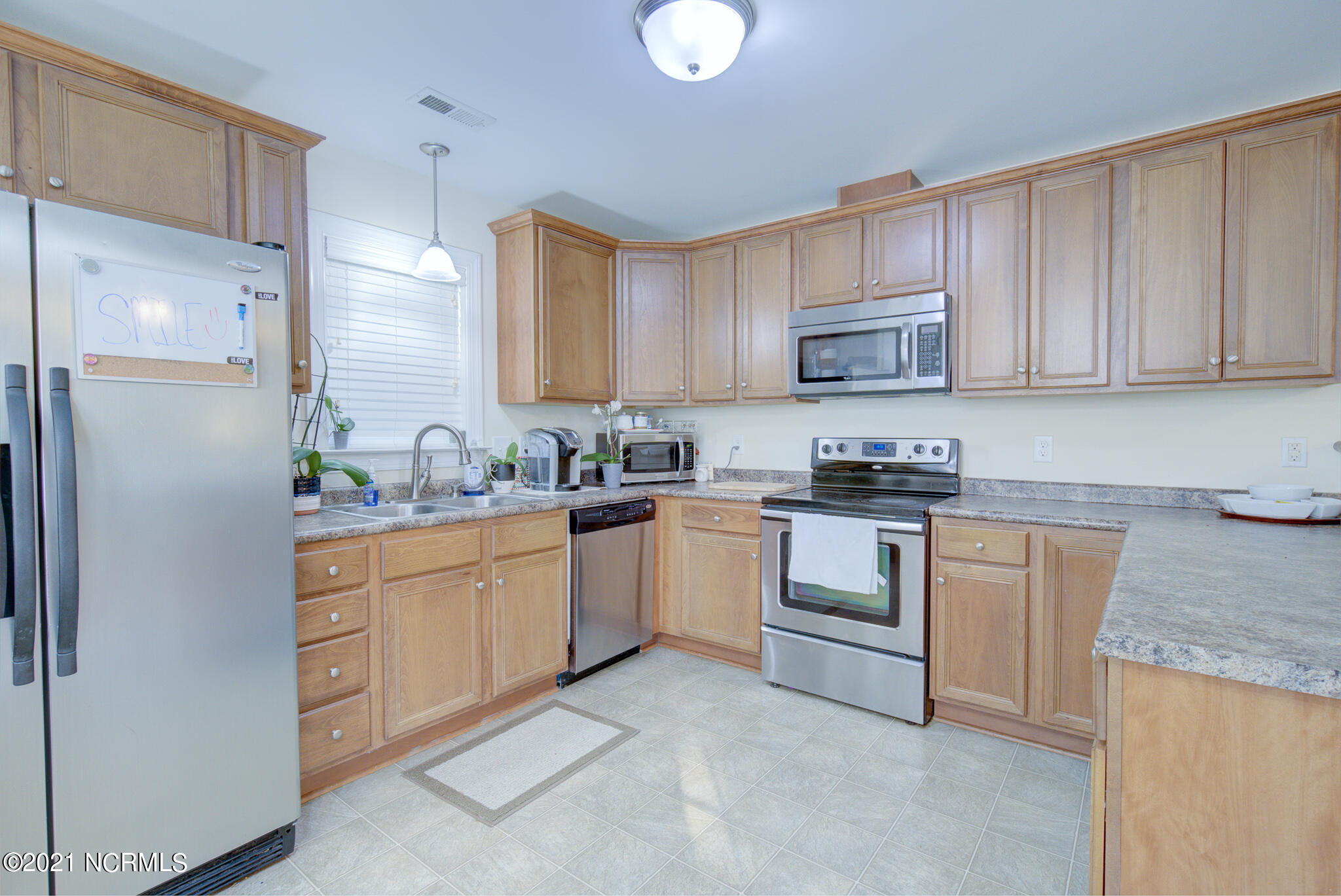 148 Van Riggs Road Hubert, NC 28539 - Photo 8 of 24 Kitchen 1