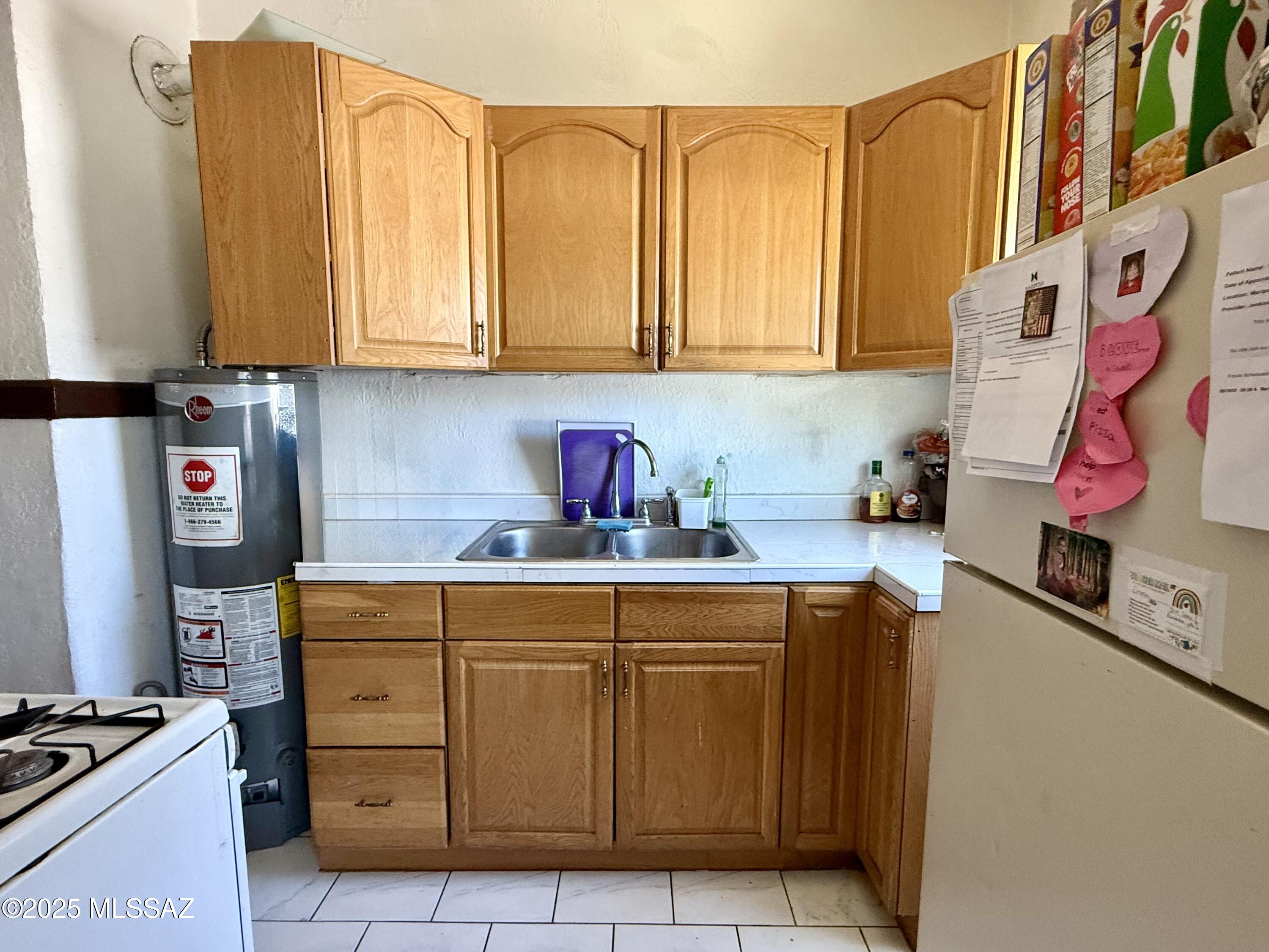 472 West Walnut Street Nogales, AZ 85621 - Photo 11 of 47