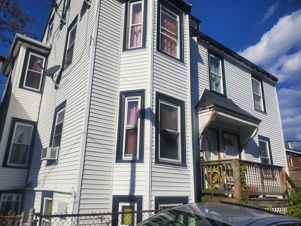 12 Weldon Street Boston, MA 02121 - Photo 2 of 6