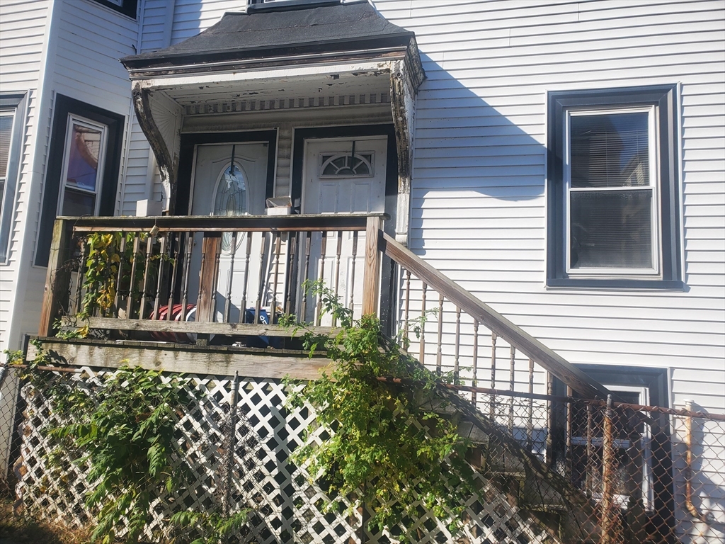 12 Weldon Street Boston, MA 02121 - Photo 3 of 6