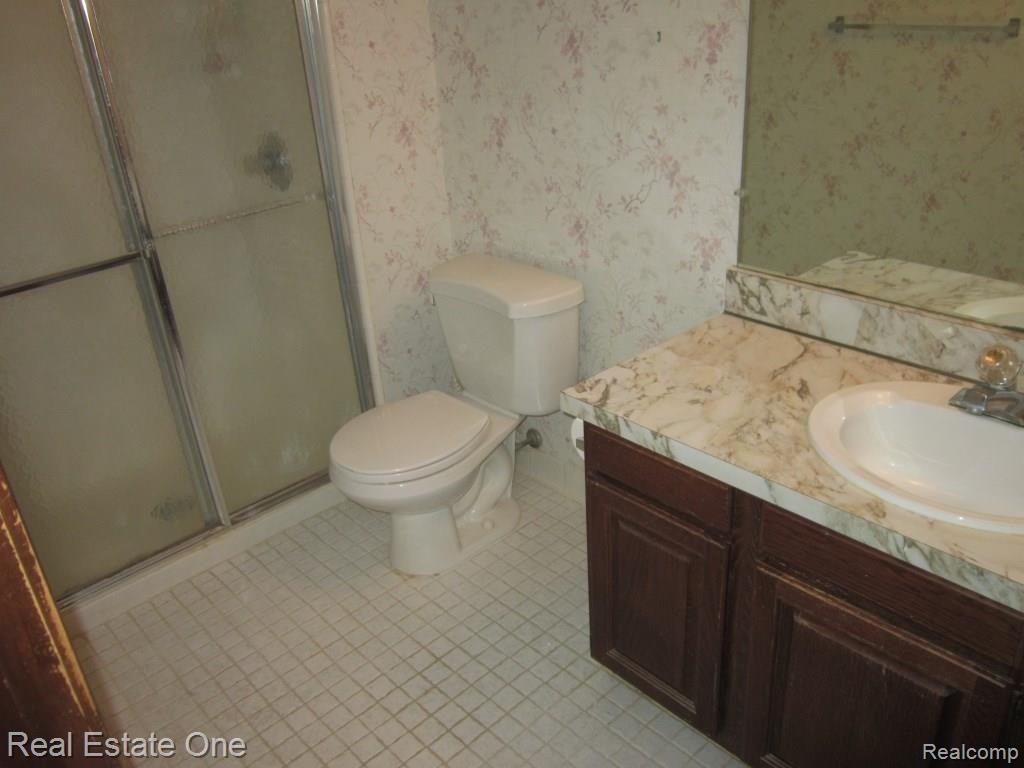 36200 Fredericksburg Road Farmington Hills, MI 48331 - Photo 23 of 35