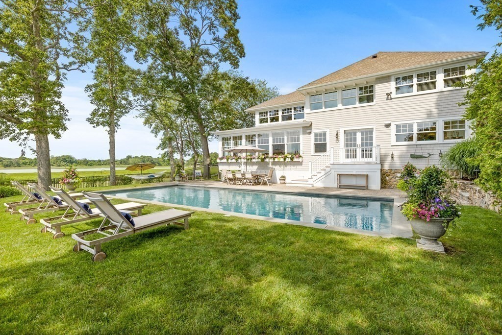 48 Hicks Point Road Duxbury, MA 02332 - Photo 4 of 38