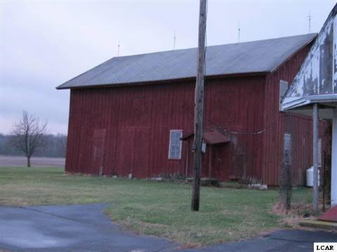 9685 Packard Road Morenci, MI 49256 - Photo 5 of 16 20023999-4.JPG