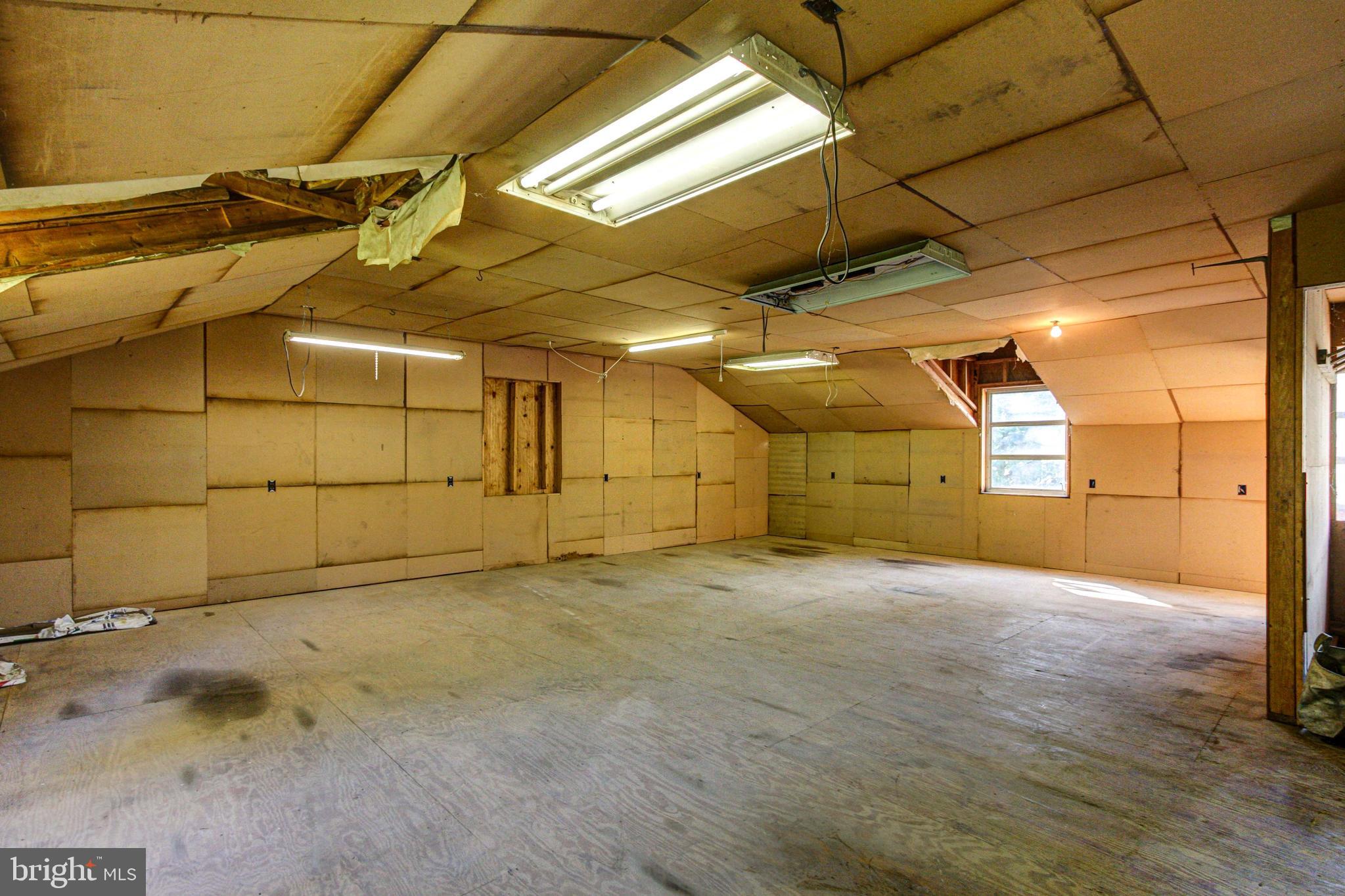 2030 Upper Ridge Road Green Lane, PA 18054 - Photo 55 of 61 a view of empty room