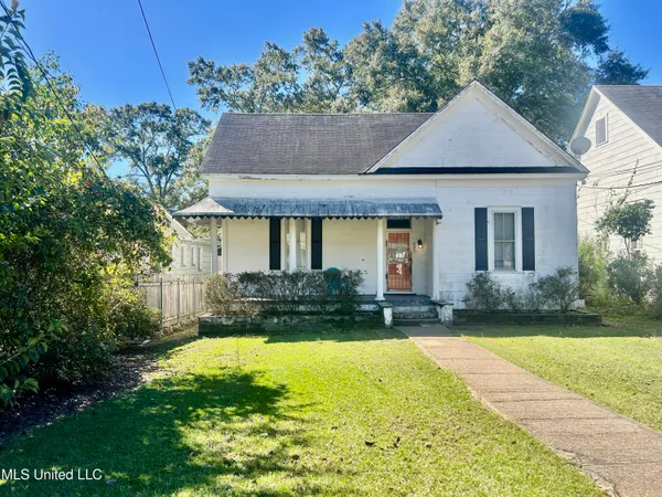 $60,000 | 605 Virginia Avenue, McComb, MS 39648