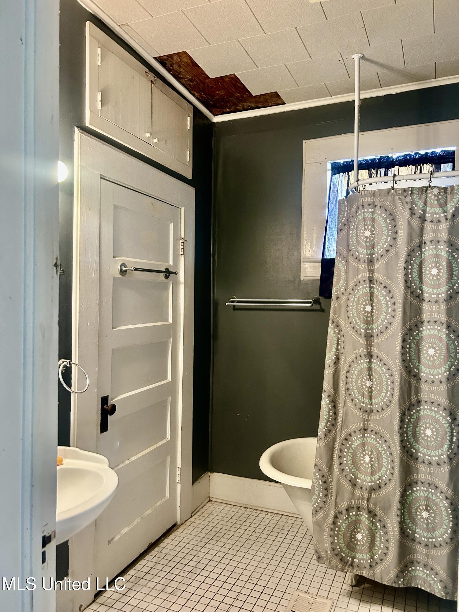 605 Virginia Avenue McComb, MS 39648 - Photo 8 of 13 IMG_6516