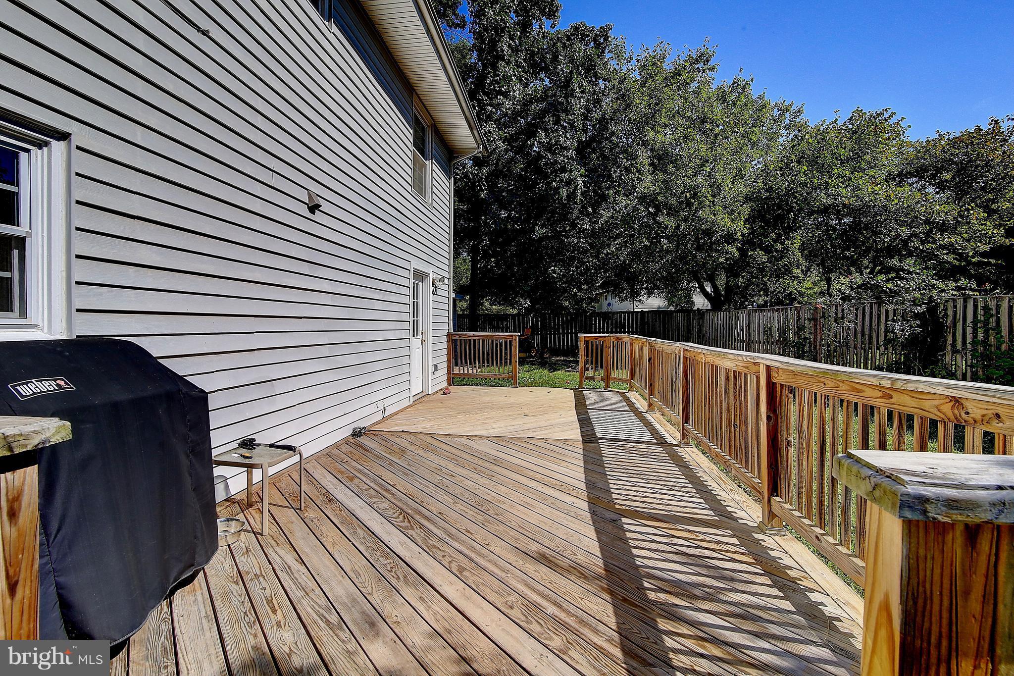 124 Kennedy Road Sterling, VA 20164 - Photo 22 of 24 Exterior (Rear)