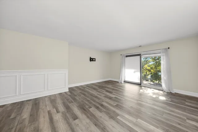 $179,000 | 7100 West 95th Street, Unit 312, Oak Lawn, IL 60453