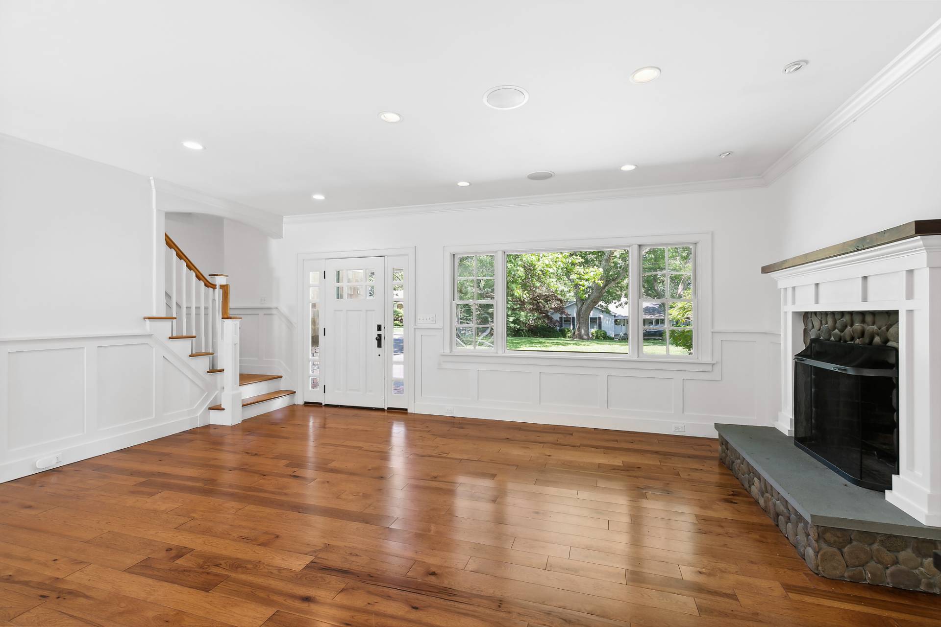 11 Mill Road Sag Harbor, NY 11963 - Photo 8 of 24 Gallery Image 8