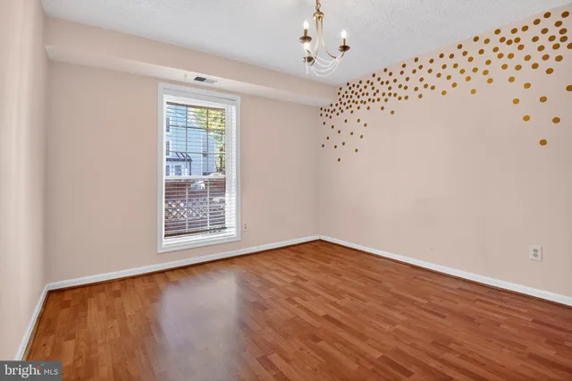 $2,750 | 9919 Oakton Terrace Road, Oakton, VA 22124