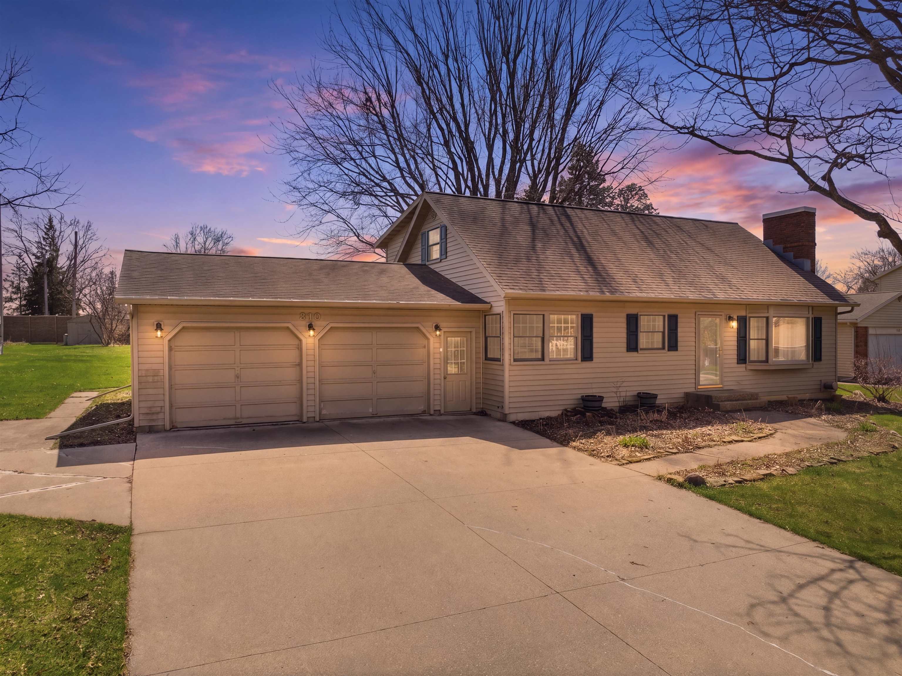 810 Laird Street Marshfield, WI 54449 - Photo 2 of 47