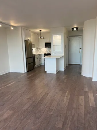 $2,950 | 1550 North Lake Shore Drive, Unit 10C, Chicago, IL 60610