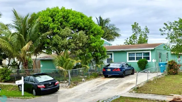 $380,000 | 111 Ocean Parkway, Boynton Beach, FL 33435