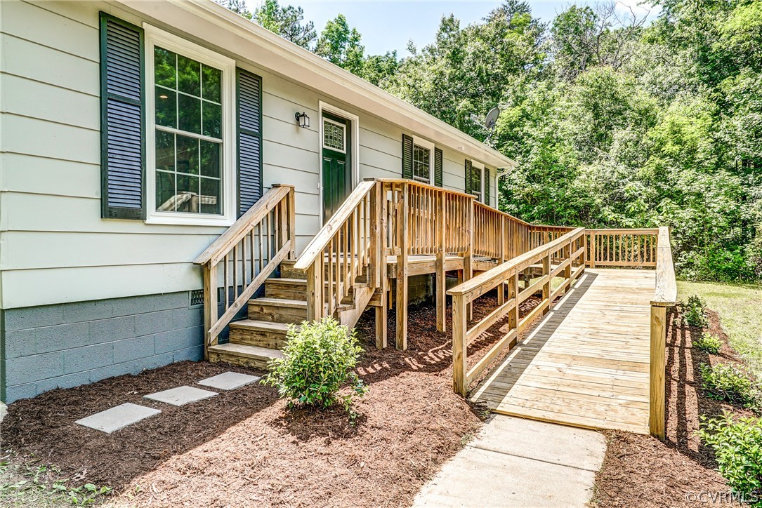8571 Fredericks Hall Road Mineral, VA 23117 - Photo 6 of 33 Gallery Image 6