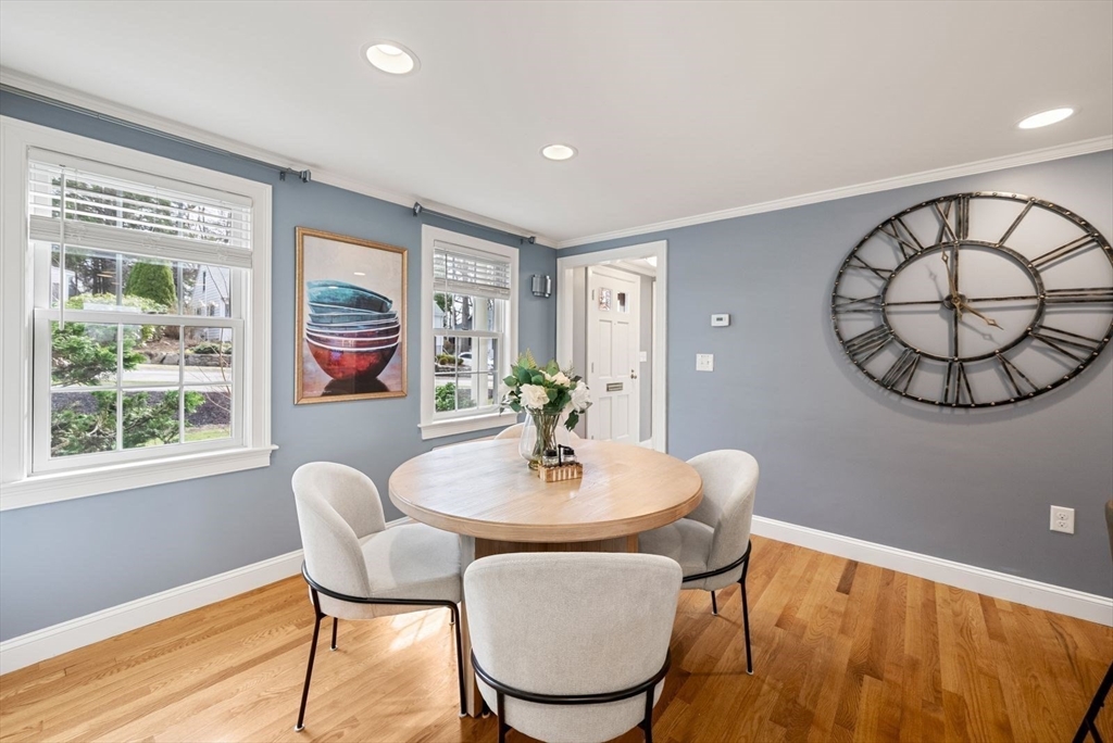 166 Hillcrest Road Needham, MA 02492 - Photo 9 of 41