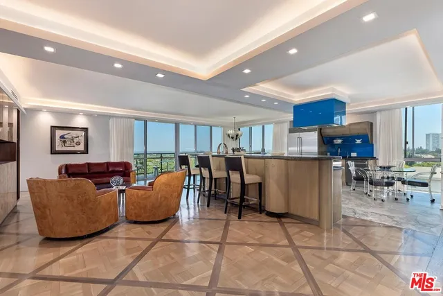 $3,495,000 | 211 South Spalding Drive, Unit 603S, Beverly Hills, CA 90212