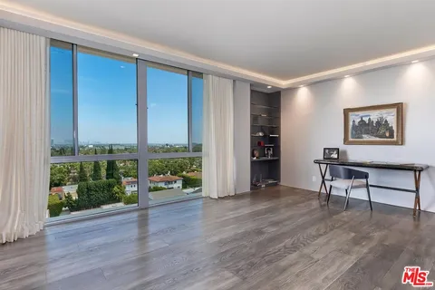 $3,495,000 | 211 South Spalding Drive, Unit 603S, Beverly Hills, CA 90212