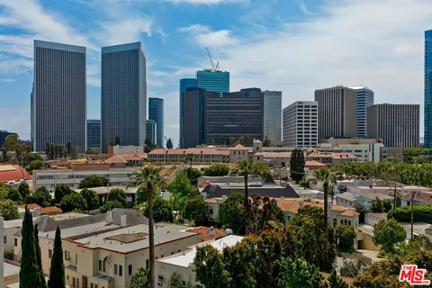 $3,495,000 | 211 South Spalding Drive, Unit 603S, Beverly Hills, CA 90212